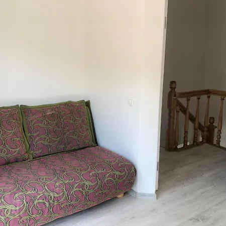 Family Friendly Apartment *